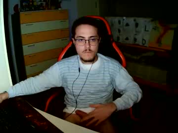 Luke_Romax01 Chaturbate stream image from October 12, 2025
