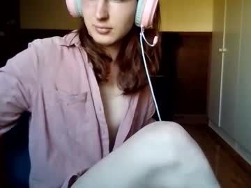 Annavie Chaturbate stream image from October 13, 2025
