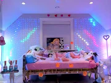 Arianina Chaturbate stream image from October 13, 2025