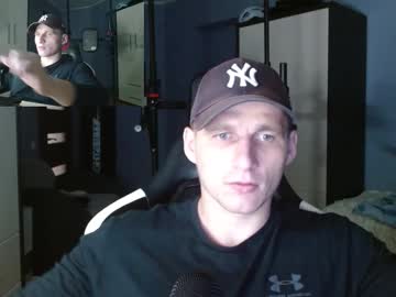 Poliglotjoe Chaturbate stream image from October 13, 2025