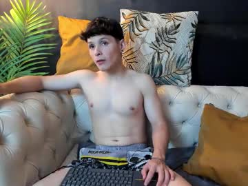 Kraven_Lust Chaturbate stream image from October 13, 2025