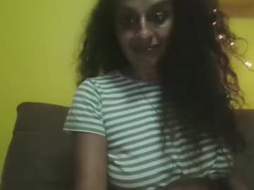 Randomgirlonsofa Chaturbate stream image from October 13, 2025