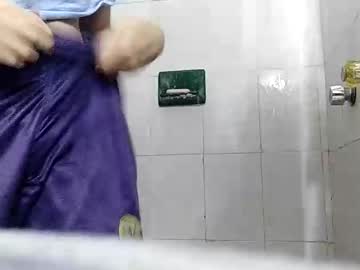 Reynspen Chaturbate stream image from October 13, 2025