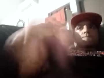 Whyyuhcare7022 Chaturbate stream image from October 13, 2025
