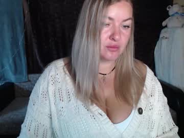 Nikaskylink Chaturbate stream image from October 13, 2025