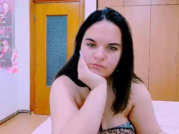 Ella_Diamonds Chaturbate stream image from October 13, 2025