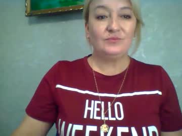 Arielxloveresss Chaturbate stream image from October 13, 2025