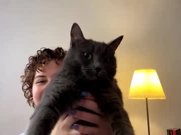 Angelestieu Chaturbate stream image from October 13, 2025