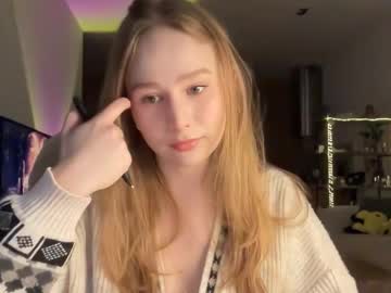 Whoisalisa stream image from October 13, 2025