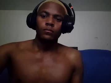 Kennbenn Chaturbate stream image from October 13, 2025