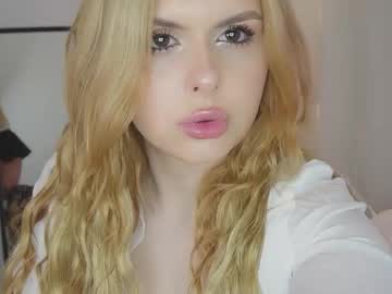 Locacoco Chaturbate stream image from October 13, 2025