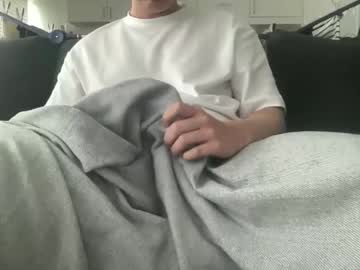 Mikkelsenj500 Chaturbate stream image from October 13, 2025