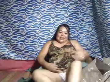 Chenita_Kits Chaturbate stream image from October 13, 2025
