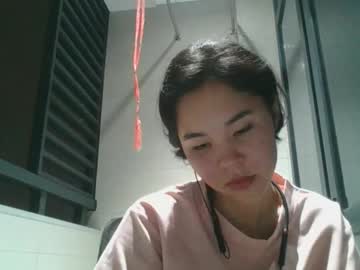 Kerstinscotto Chaturbate stream image from October 13, 2025
