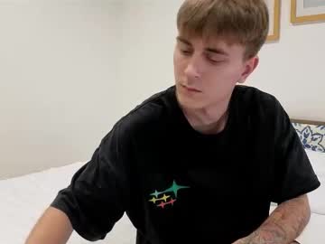 Uwucutieboy Chaturbate stream image from October 13, 2025