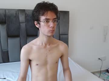 Viktornoir Chaturbate stream image from October 13, 2025
