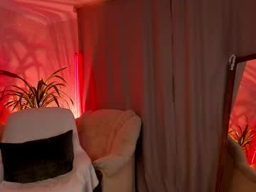 Forest_Lina Chaturbate stream image from October 13, 2025