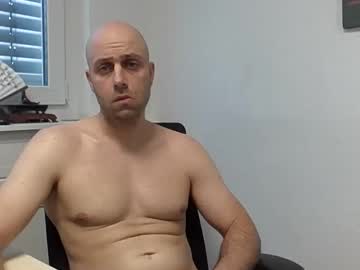 Freddow Chaturbate stream image from October 13, 2025