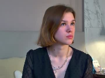Lorapuffs Chaturbate stream image from October 13, 2025