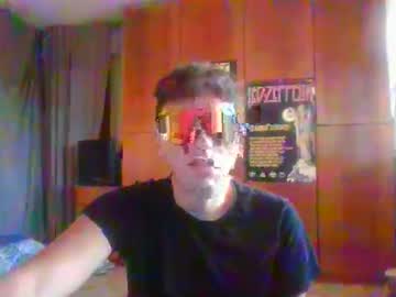Sinvi1915 Chaturbate stream image from October 13, 2025