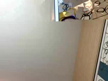 1989oside Chaturbate stream image from October 13, 2025