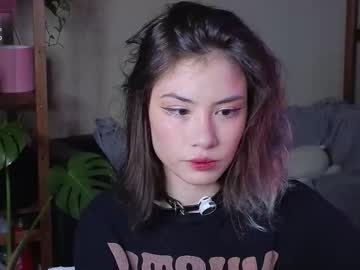 Alicekit Chaturbate stream image from October 13, 2025