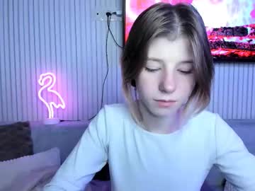 Bellacams27 Chaturbate stream image from October 13, 2025