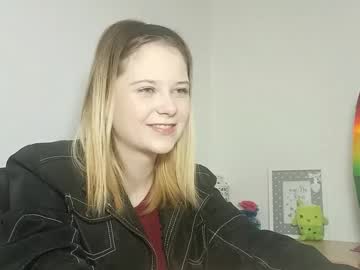 Lydiasunny Chaturbate stream image from October 13, 2025
