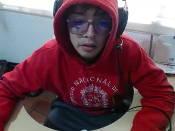 Powerfulzeus2 Chaturbate stream image from October 13, 2025