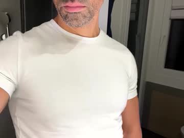 Mediterraneanjob Chaturbate stream image from October 13, 2025