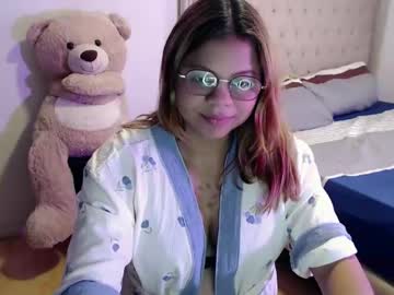Sweetcristalh Chaturbate stream image from October 13, 2025