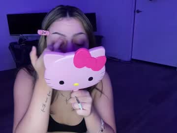 Brattywinx Chaturbate stream image from October 13, 2025