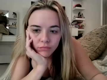 Chloejonesxxxo Chaturbate stream image from October 13, 2025