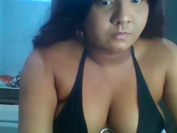 Lunawollf Chaturbate stream image from October 13, 2025
