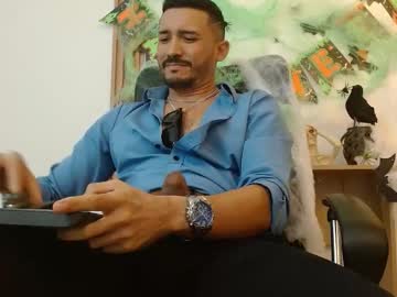 Reiko_85_ Chaturbate stream image from October 13, 2025