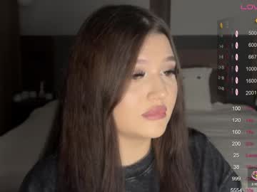Moonrenata Chaturbate stream image from October 13, 2025