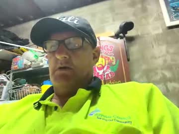 Toolie49 Chaturbate stream image from October 13, 2025