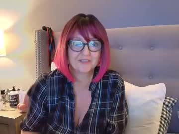 Thaleiaquinn Chaturbate stream image from October 13, 2025
