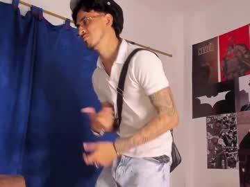 Kriss_Edwards Chaturbate stream image from October 14, 2025
