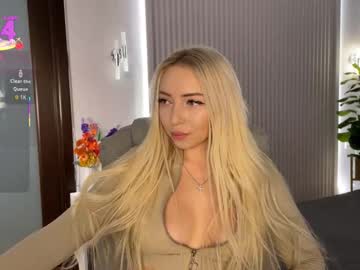 Ohmyemma Chaturbate stream image from October 14, 2025