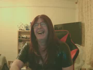 Kerrylouisetvmelksham Chaturbate stream image from October 14, 2025