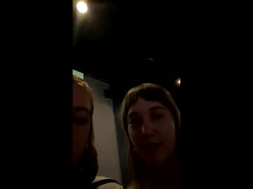 Heavenlysiren Chaturbate stream image from October 14, 2025