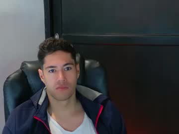 Camara110 Chaturbate stream image from October 14, 2025