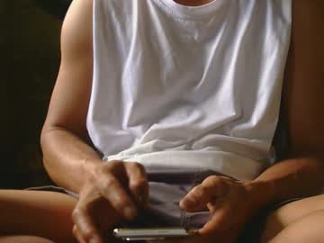 Iamnew0000 Chaturbate stream image from October 14, 2025
