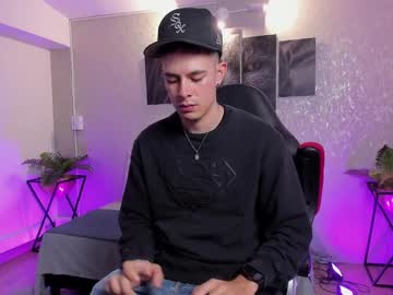 Nils_Saint Chaturbate stream image from October 14, 2025