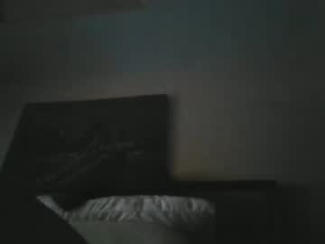 Wayne143853 Chaturbate stream image from October 14, 2025