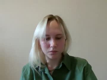 Jeanettdirollo Chaturbate stream image from October 14, 2025