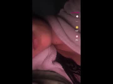 Arielviolet3 Chaturbate stream image from October 14, 2025