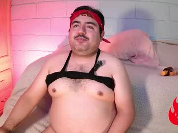 Anuarfox Chaturbate stream image from October 14, 2025