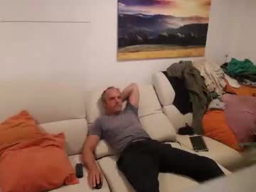 Alfret35 Chaturbate stream image from October 14, 2025